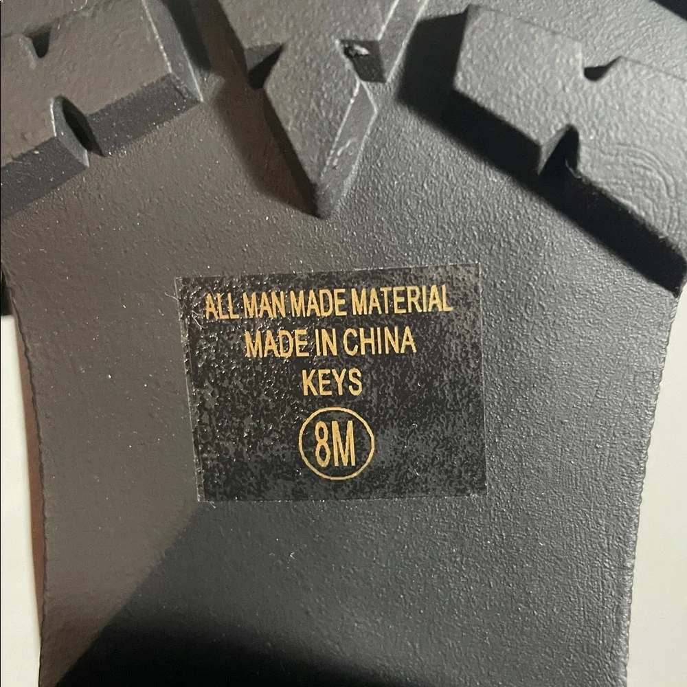 Soda Women's Chocolate Brown Loafers
Size 8M - Picture 8 of 8